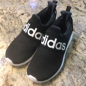 Boys Adidas Cloud Foam Sneakers - Size 5.5